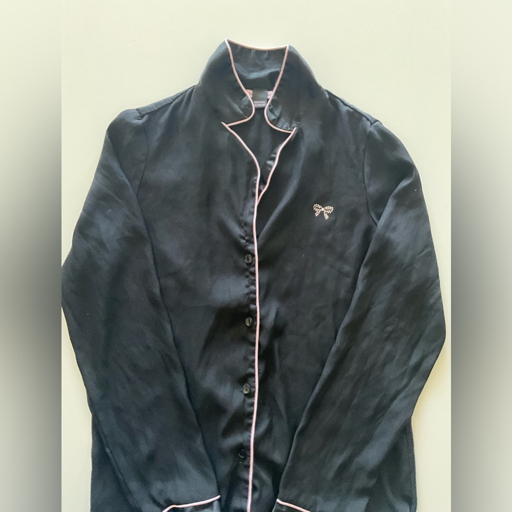Victoria Secrets Sleep Shirt